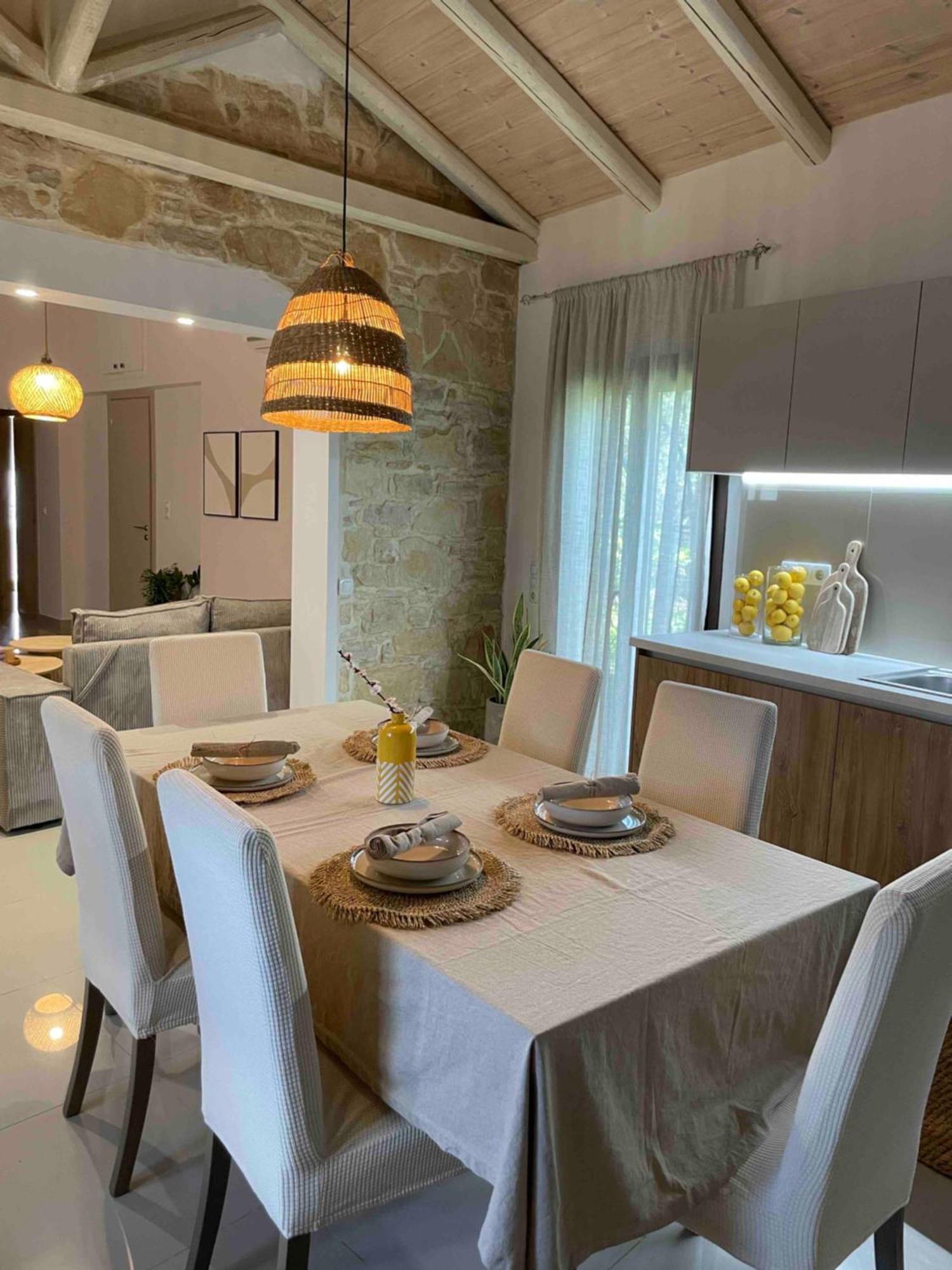 Villa Aspasia With Private Jacuzzi - Oasis Resort Kokkinos Pyrgos Exterior foto